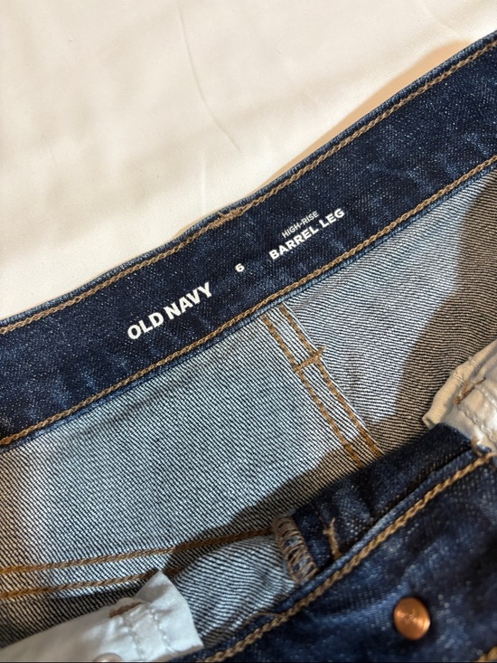 Barrel Jeans! Wide Leg Old Navy Dark Wash High-Waisted Barrel Ankle Jeans Size 6 - Picture 8 of 9